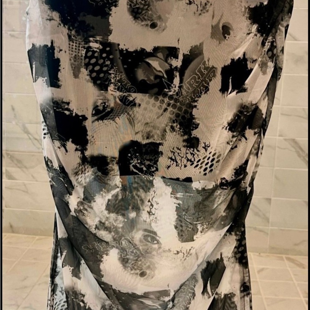 H&M Monochrome Mesh Abstract Top